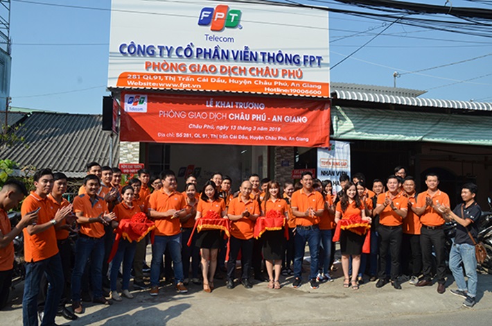 Lắp đặt Wifi 6 FPT Châu Phú